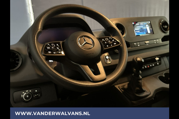 Mercedes-Benz Sprinter 317 CDI 170pk L2H2 Euro6 Airco | Camera | Cruisecontrol | Chauffeursstoel MBUX