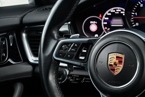 Porsche Panamera 4S 4.0 Diesel V8 *Sportstoelen / Surround View / Stoelventilatie / Soft-Close / Panorama*