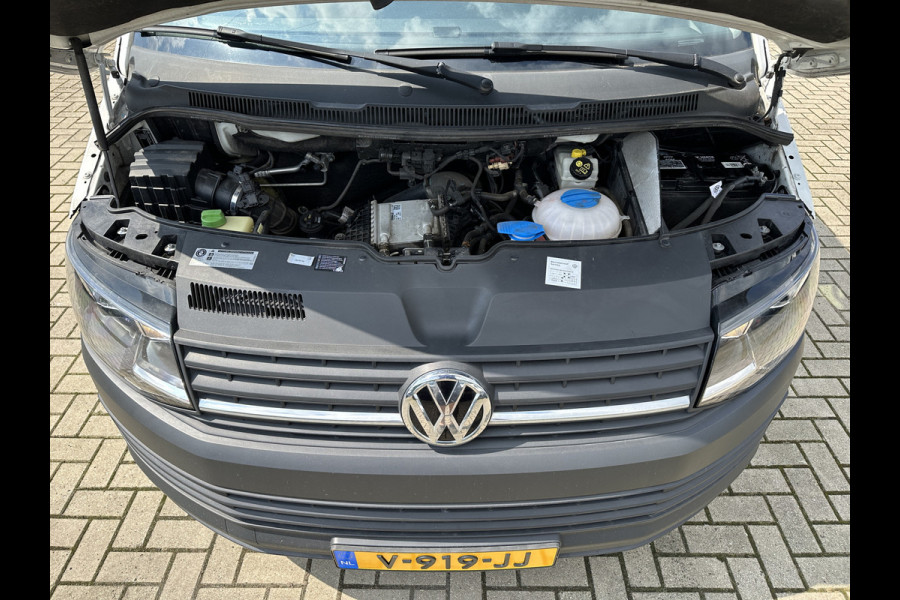 Volkswagen Transporter 2.0 TDI 150PK Euro6 L2H1 App Connect/trekhaak/cruise control