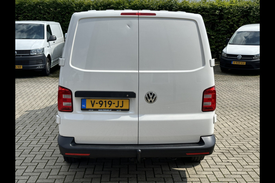 Volkswagen Transporter 2.0 TDI 150PK Euro6 L2H1 App Connect/trekhaak/cruise control