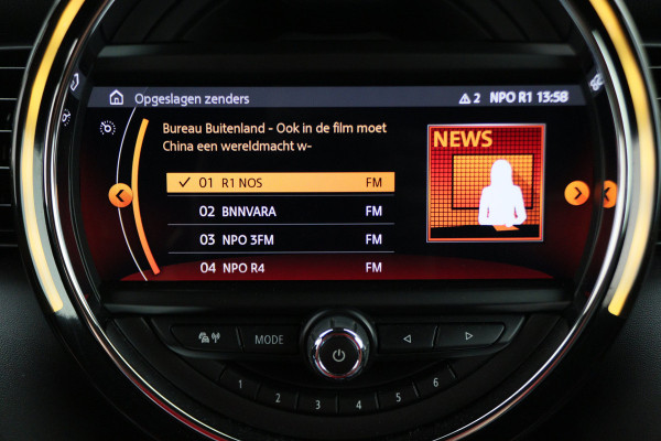 MINI Mini 2.0 Cooper S Automaat LED, ACC, Navigatie, Apple CarPlay, Harman Kardon, PDC, Keyless, 17''