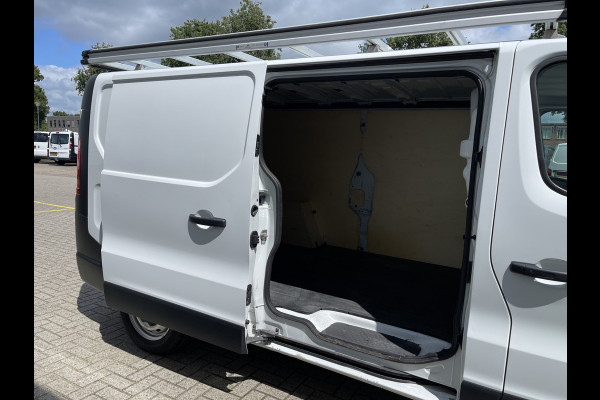 Renault Trafic 1.6 dCi 95pk T29 L2H1 Comfort / rijklaar € 17.950 ex btw / lease vanaf € 401 / airco / aluminium imperial /  bijrijdersbank / radio MP3 bluetooth