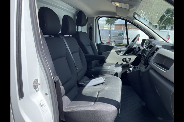 Renault Trafic 1.6 dCi 95pk T29 L2H1 Comfort / rijklaar € 17.950 ex btw / lease vanaf € 401 / airco / aluminium imperial /  bijrijdersbank / radio MP3 bluetooth