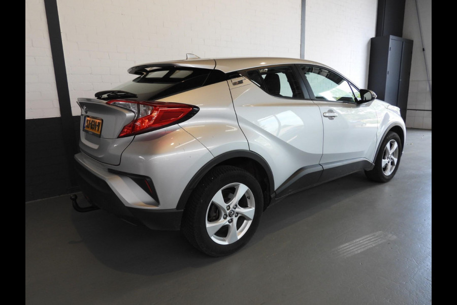 Toyota C-HR 1.2 Dynamic NAVI/CLIMA/LMV 17`