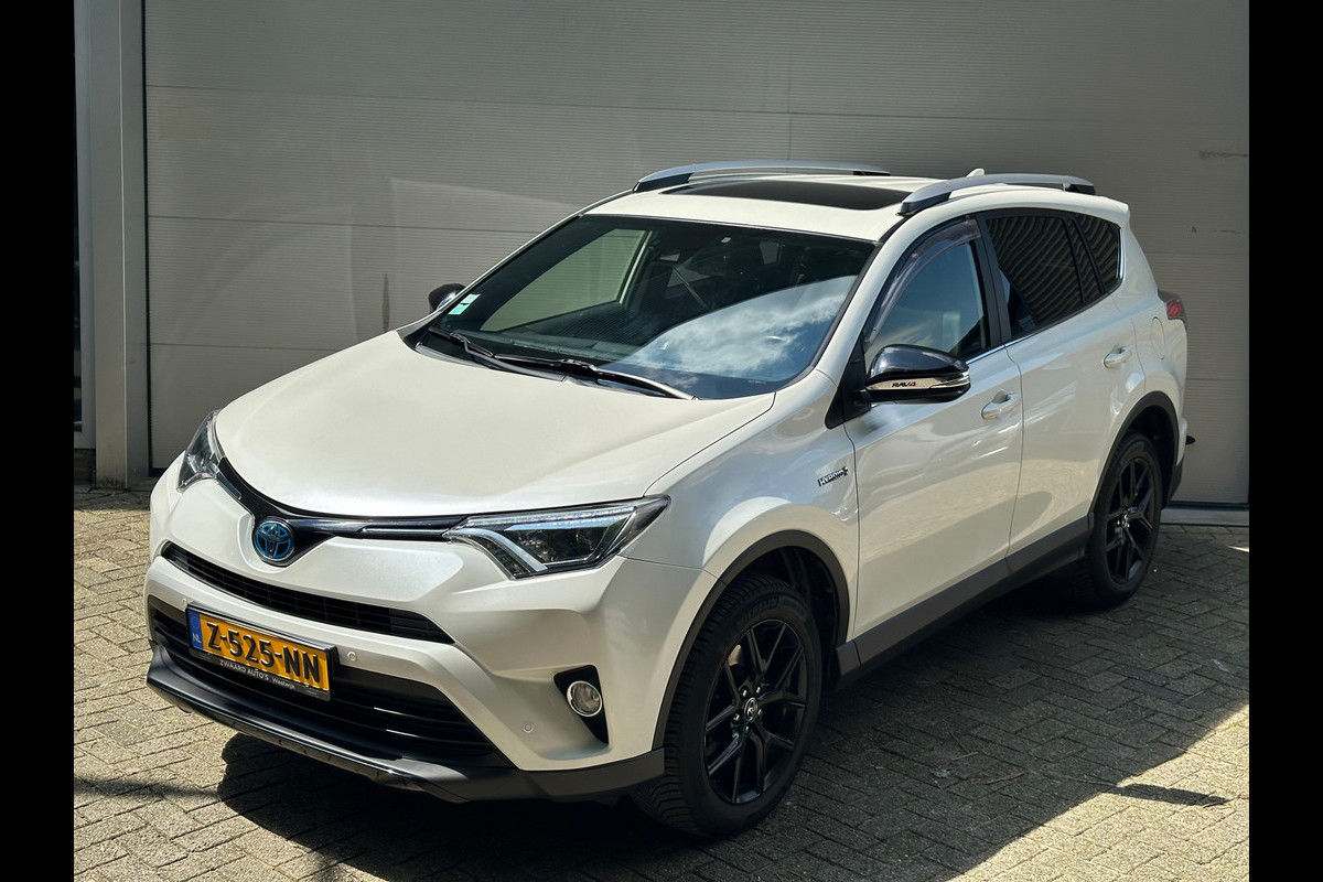 Toyota RAV4 2.5 Hybrid Black Edition l Schuifdak l Trekhaak l Volledig Dealer Onderhouden l