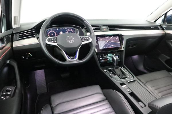 Volkswagen Passat Variant 1.4 TSI PHEV GTE Business 218 pk Automaat (DSG) | Navigatie | Panoramadak | Parkeersensoren | Stoelverwarming | Adaptieve cruise control |