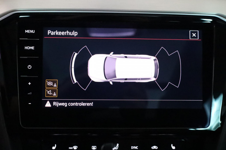 Volkswagen Passat Variant 1.4 TSI PHEV GTE Business 218 pk Automaat (DSG) | Navigatie | Panoramadak | Parkeersensoren | Stoelverwarming | Adaptieve cruise control |