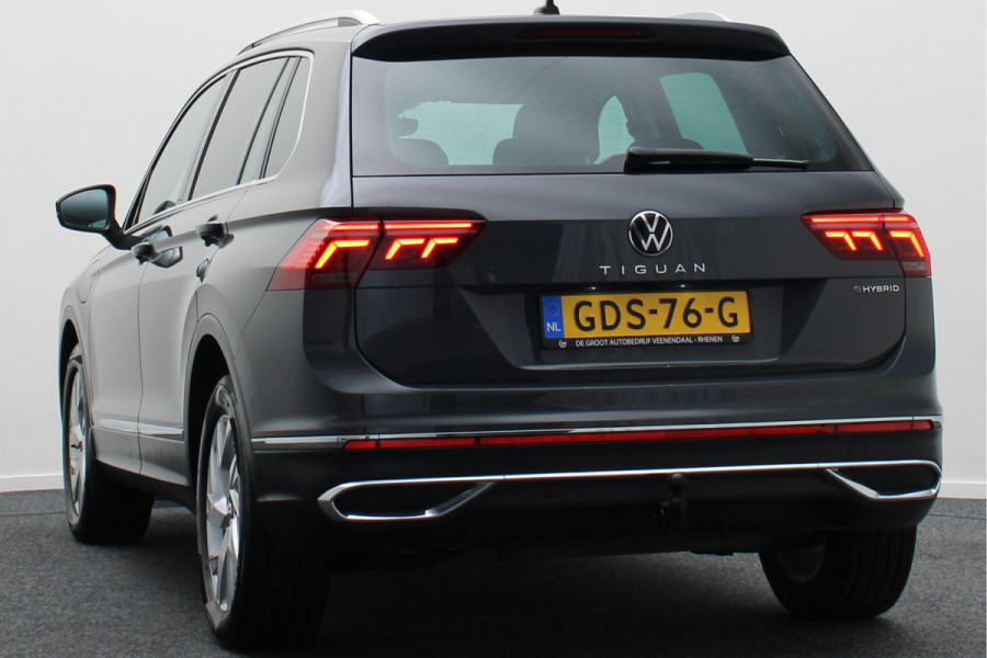 Volkswagen Tiguan 1.4 TSI eHybrid Elegance ACC, Camera, Apple Carplay, LED, Verwarmd Stuurwiel, Trekhaak, 18''