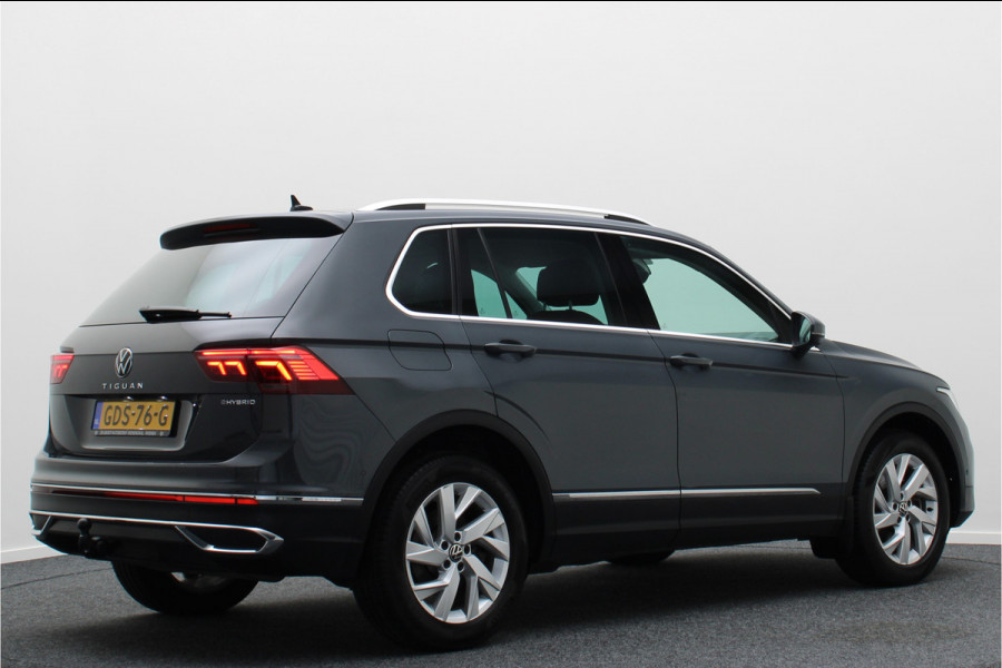 Volkswagen Tiguan 1.4 TSI eHybrid Elegance ACC, Camera, Apple Carplay, LED, Verwarmd Stuurwiel, Trekhaak, 18''