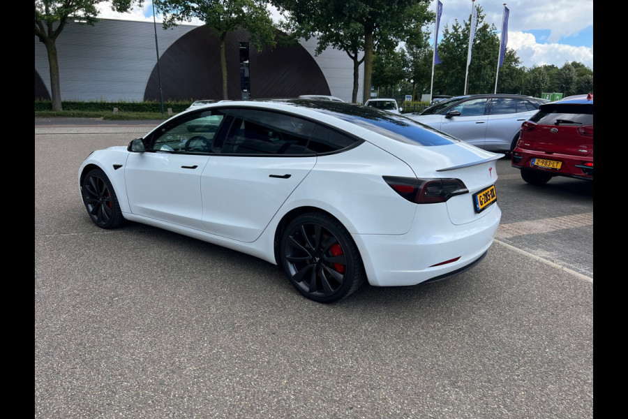 Tesla Model 3 Performance AWD 75 kWh ORG. NL. NAP KM. | AUTOPILOT | LEDER | PANO | RIJKLAARPRIJS INCL. 12 MND. BOVAGGARANTIE