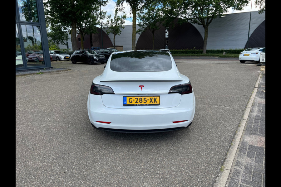 Tesla Model 3 Performance AWD 75 kWh ORG. NL. NAP KM. | AUTOPILOT | LEDER | PANO | RIJKLAARPRIJS INCL. 12 MND. BOVAGGARANTIE