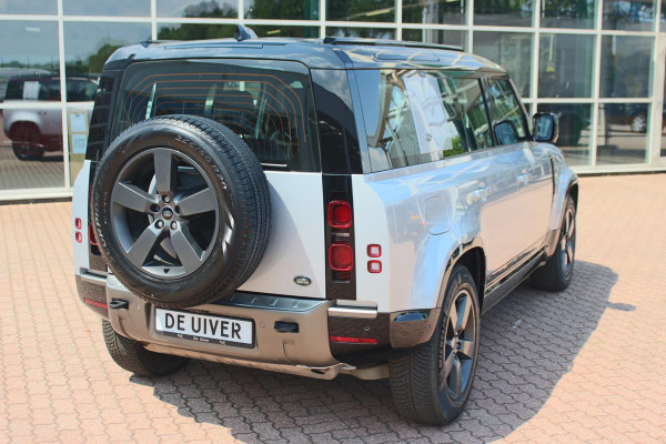 Land Rover Defender 2.0 P400e 110 SE Land Rover Defender 2.0 P400e 110 SE Adaptive Cruise Control, Keyless Entry, Surround Camera