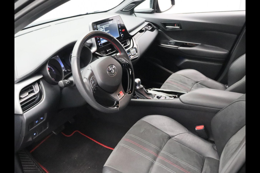 Toyota C-HR 2.0 Hybrid GR-Sport 152PK Apple-Carplay Leder/Alcantara Climate Cruise