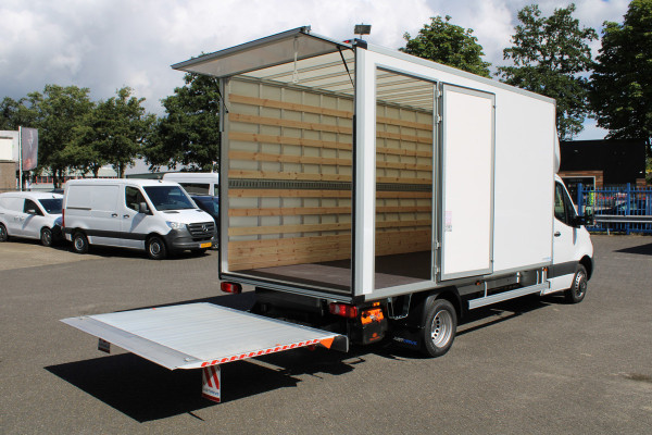 Mercedes-Benz Sprinter 515 CDI L3 Bakwagen met laadklep Dhollandia 1000 KG klep, MBUX met Apple Carplay / Android Auto