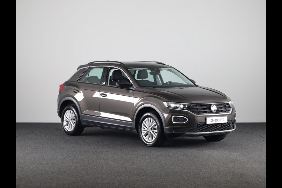 Volkswagen T-Roc 1.5 TSI Style 150PK | Automaat (DSG) | Trekhaak | Navigatie | Stoelverwarming | Parkeersensoren