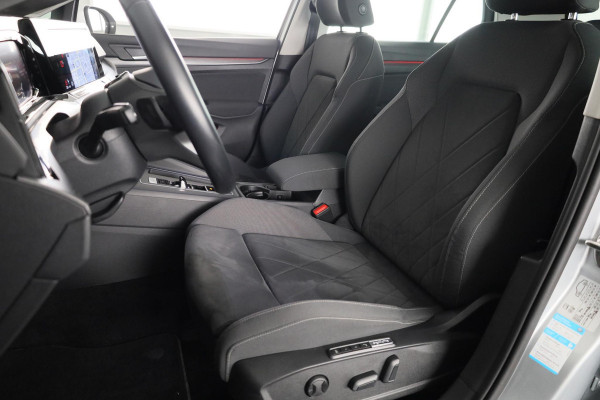 Volkswagen Golf 1.4 eHybrid Style 150 pk Automaat (DSG) | Navigatie | Parkeersensoren | Adaptieve cruise control | Stoelverwarming | LED koplampen |