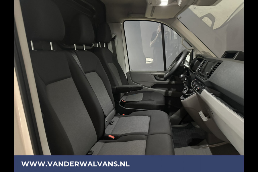 Volkswagen Crafter 2.0 TDI 177pk L3H3 L2H2 Achterwielaandrijving 3500kg Trekhaak Euro6 Airco | Apple Carplay Android Auto, Parkeersensoren, Bijrijdersbank