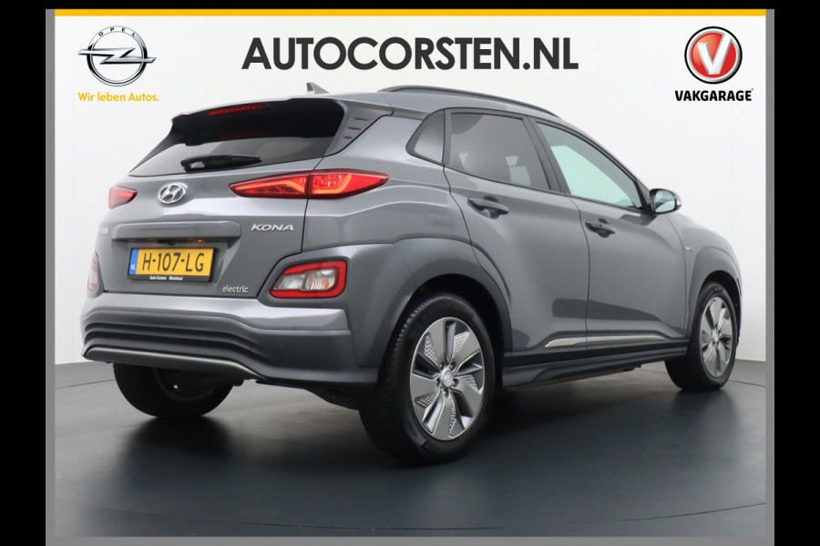 Hyundai Kona EV 64 kWh 204PK Grootste ACCU 3d-Navi Camera Apple Carplay DAB Android PDC Warmtepomp Lane-assist+Waarsch. Adaptive-CruiseContro Fashion Connected Services Elektr.Ramen+Spiegels Licht+Regensensor ACC HuD ETMS Priv.Glas ESP Vermoeidheids-herk. Botswaarsch. AEB ASR ESP nieuw 43000 euro enorm Elektr. Bereik !