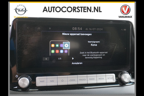 Hyundai Kona EV 64 kWh 204PK Grootste ACCU 3d-Navi Camera Apple Carplay DAB Android PDC Warmtepomp Lane-assist+Waarsch. Adaptive-CruiseContro Fashion Connected Services Elektr.Ramen+Spiegels Licht+Regensensor ACC HuD ETMS Priv.Glas ESP Vermoeidheids-herk. Botswaarsch. AEB ASR ESP nieuw 43000 euro enorm Elektr. Bereik !