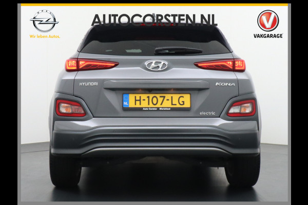 Hyundai Kona EV 64 kWh 204PK Grootste ACCU 3d-Navi Camera Apple Carplay DAB Android PDC Warmtepomp Lane-assist+Waarsch. Adaptive-CruiseContro Fashion Connected Services Elektr.Ramen+Spiegels Licht+Regensensor ACC HuD ETMS Priv.Glas ESP Vermoeidheids-herk. Botswaarsch. AEB ASR ESP nieuw 43000 euro enorm Elektr. Bereik !