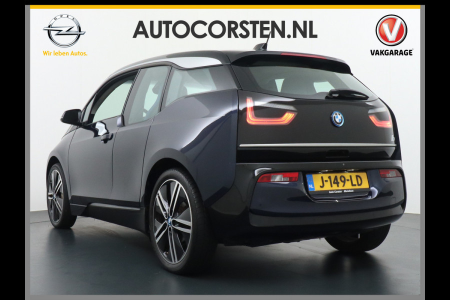 BMW i3 120Ah 42 kWh Navi Adaptive-Cruise+Stop&Go Multi-Media Camera Driving-assistent-plus 20"lmv File-Assistent Achteropkomend-Verkeer LED Elektr.Spiegels+Verwarmd Verwarming/koeling/navi via telefoon Executive Edition 120Ah 42 kWh Orig,NLse Auto 1e eigenaar Deze rappe BMW is ook heel veilig, licht en duurzaam dankzij Carbon en kunstof !