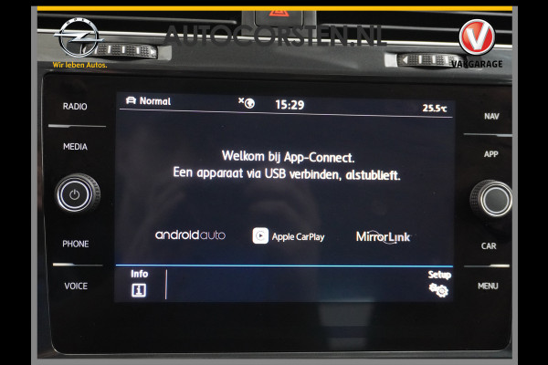 Volkswagen e-Golf Adap.Cruise Navi-Pro Warmtepomp App-Connect Apple Android MirrorLink Led Pdc Dab Tel. Usb Ecc Isofix 16''LM EDITION