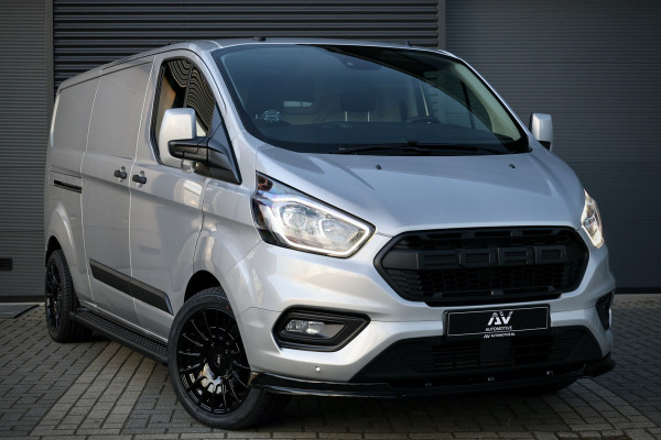 Ford Transit Custom 300 2.0 TDCI L2H1 | Camera | CarPlay | Stoelverwarming | Raptor Edition | Stoelverwarming | Trekhaak | Airco | 3-Zitter | Nieuwe APK | Onderhoudsbeurt