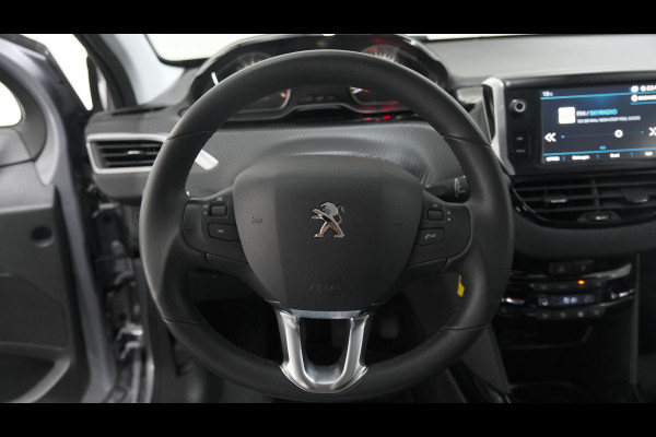 Peugeot 2008 PureTech 82 Signature | Navigatie | Parkeersensoren | Apple Carplay