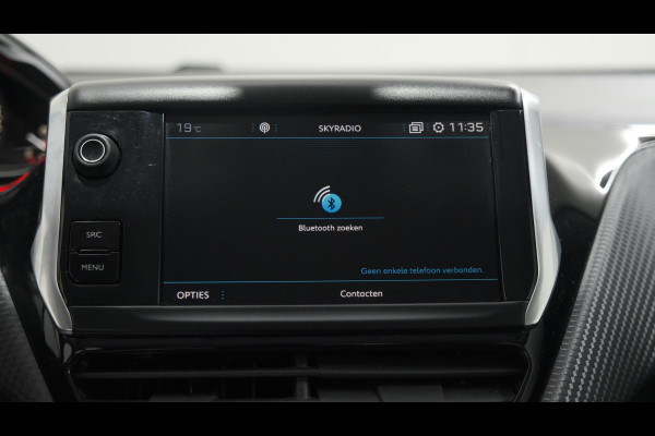 Peugeot 2008 PureTech 82 Signature | Navigatie | Parkeersensoren | Apple Carplay