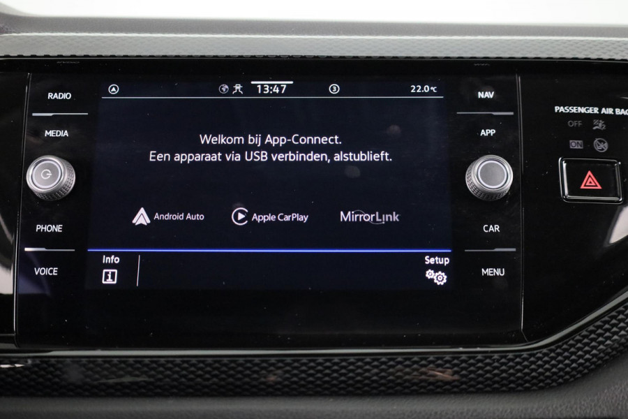 Volkswagen Polo 1.0 TSI Life 95PK DSG (Automaat) | Navigatie via app | Stoelverwarming | Automatische airco | Parkeer pakket |
