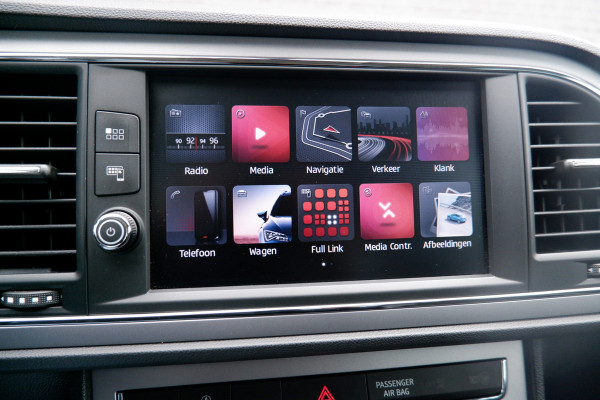 Seat León ST 1.5 TSI Xcellence Afn. trekhaak | Virtual | LED | Navi | PDC | Carplay | Clima