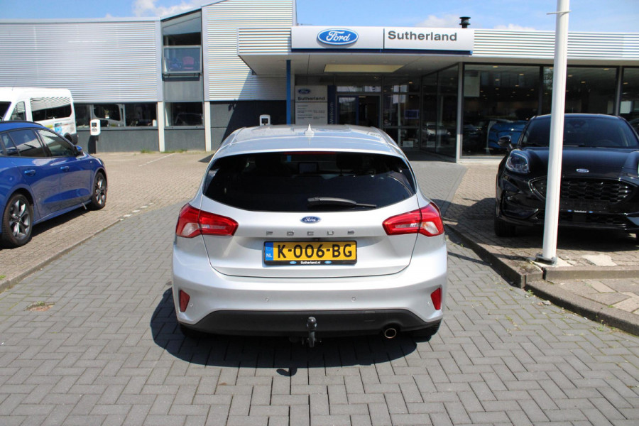 Ford Focus 1.5 EcoBoost Titanium Business 150pk | Winterpack | Trekhaak | Keyless Entry | Climate Controle | 1.500kg Trekgewicht