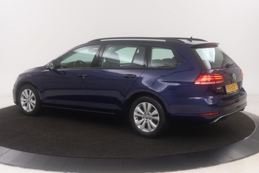 Volkswagen Golf 1.0 TSI Comfortline | Adaptive cruise | Carplay | Navigatie | Climate control | PDC | Bluetooth | Regen-/lichtsensor