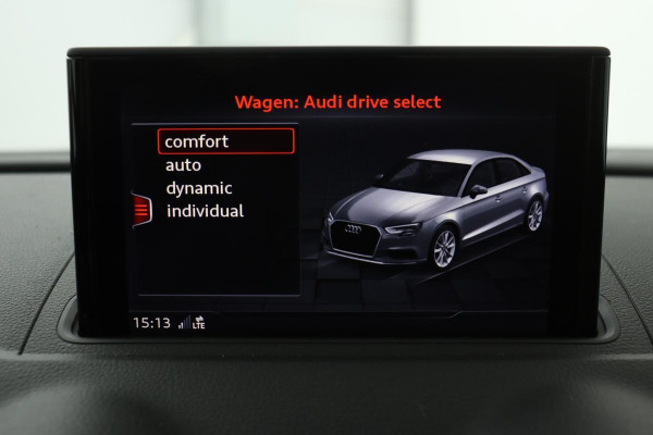 Audi A3 30 TFSI Sport S Line Edition | Navigatie | Full LED | Sportstoelen | Half leder | Climate control | Getint glas | Cruise control