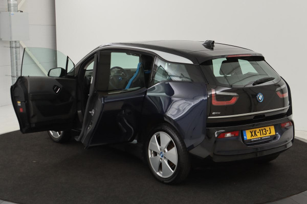 BMW i3 Comfort Advance 120Ah 42kWh | Panoramadak | Warmtepomp | Stoelverwarming | Navigatie | PDC | Full LED