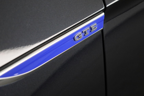 Volkswagen Passat Variant 1.4 TSI PHEV GTE Business 218PK DSG PHEV | Trekhaak zwenkbaar | Leder-Alcantara | Digitaal dashboard | 18"LM velgen |