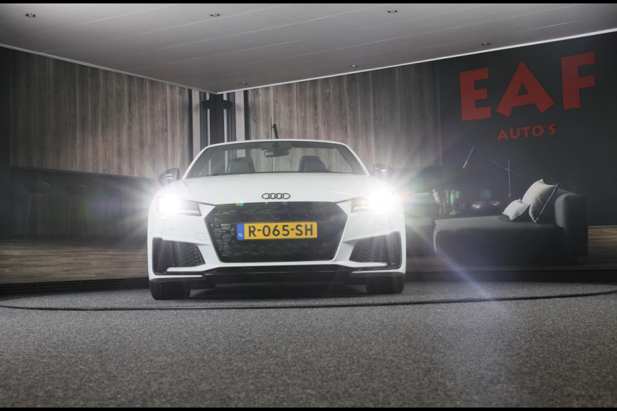 Audi TT ROADSTER 40 TFSI S Line Competition FACELIFT / Aut / Navi / Virtual Cockpit / Cruise Control / F1 / Camera / Matrix / 19 I