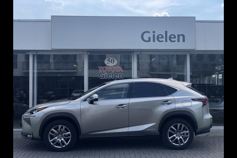 Lexus NX 300h AWD Luxury Line | Schuifdak, 18inch, Leer, Stoelverwarming, Parkeersensoren, Keyless, Navigatie, LED