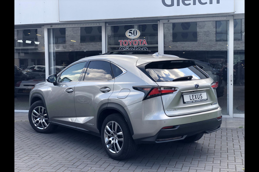 Lexus NX 300h AWD Luxury Line | Schuifdak, 18inch, Leer, Stoelverwarming, Parkeersensoren, Keyless, Navigatie, LED