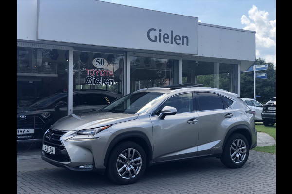 Lexus NX 300h AWD Luxury Line | Schuifdak, 18inch, Leer, Stoelverwarming, Parkeersensoren, Keyless, Navigatie, LED