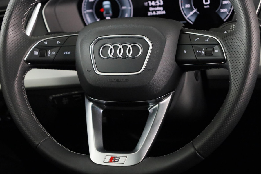Audi Q5 55 TFSI e S-Line Competition 367 pk S-tronic  | Panoramadak | Navigatie | Elektr. trekhaak | Parkeersensoren (Park assist) | Rondomzicht camera | | Verlengde garantie