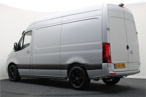 Mercedes-Benz Sprinter 319 CDI L2H2 Automaat 3-Zits, LED, Navigatie, Cruise, Camera, PDC, Apple CarPlay, Side-Steps, 18''