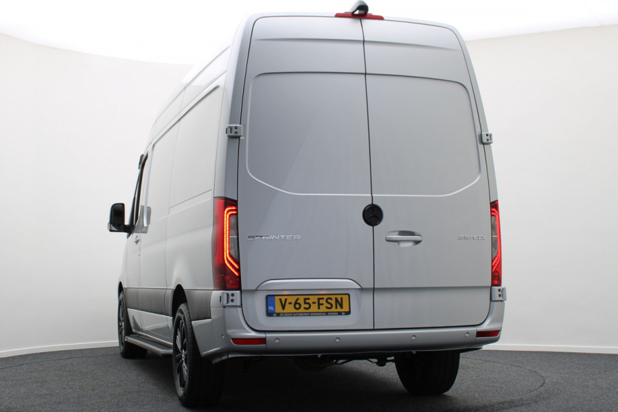 Mercedes-Benz Sprinter 319 CDI L2H2 Automaat 3-Zits, LED, Navigatie, Cruise, Camera, PDC, Apple CarPlay, Side-Steps, 18''