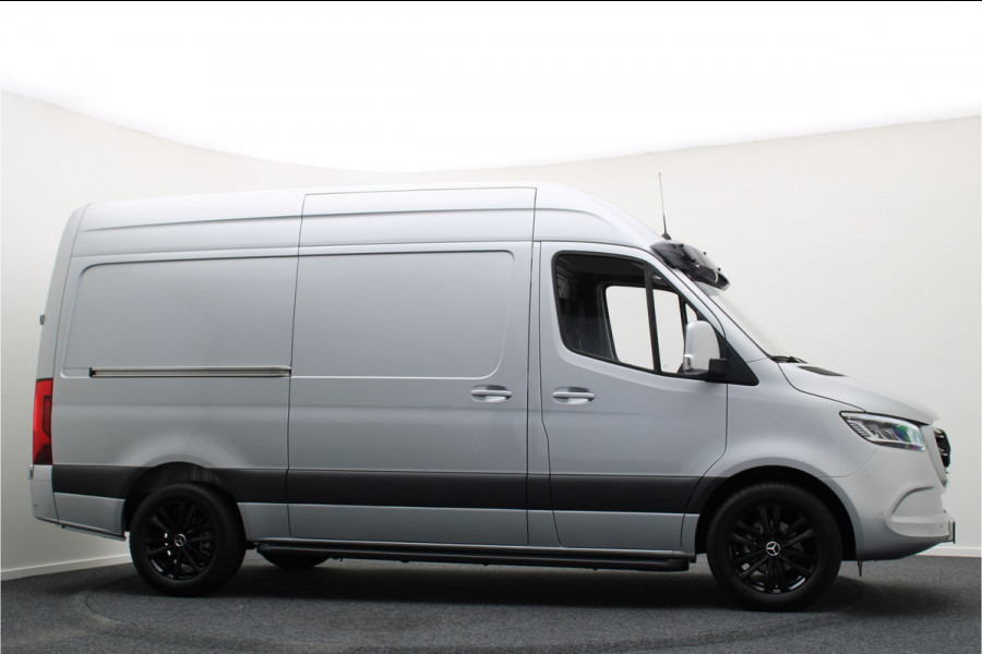 Mercedes-Benz Sprinter 319 CDI L2H2 Automaat 3-Zits, LED, Navigatie, Cruise, Camera, PDC, Apple CarPlay, Side-Steps, 18''