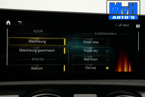 Mercedes-Benz CLA-Klasse 200 Business Solution AMG|PANO|NL|SFEERVERLICHTING