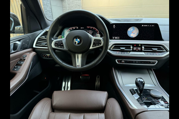 BMW X5 xDrive45e M-sport Navigatiesysteem | Comfortstoelen | Adaptive cruise control | Lane assist | Luchtvering | Camera | Compleet