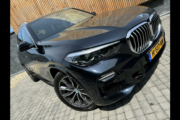 BMW X5 xDrive45e M-sport Navigatiesysteem | Comfortstoelen | Adaptive cruise control | Lane assist | Luchtvering | Camera | Compleet
