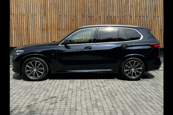 BMW X5 xDrive45e M-sport Navigatiesysteem | Comfortstoelen | Adaptive cruise control | Lane assist | Luchtvering | Camera | Compleet