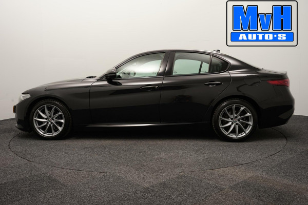 Alfa Romeo Giulia 2.0T Super|VELOCE LEER|STUUR/STOEL.VERW|NAP