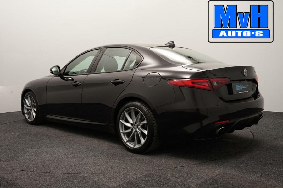 Alfa Romeo Giulia 2.0T Super|VELOCE LEER|STUUR/STOEL.VERW|NAP